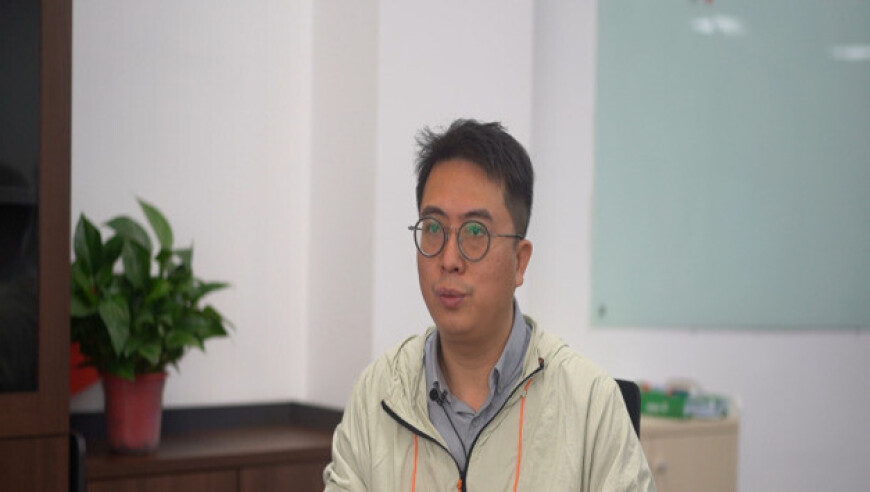 二四六天空彩246天天彩,周云杰欣然接受网友的调侃,创造力策略实施推广_社交版V15.59
